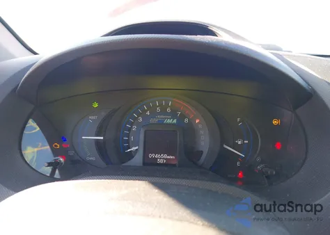 2013 Honda Insight Ex from USA, damaged, VIN JHMZE2H72DS003397